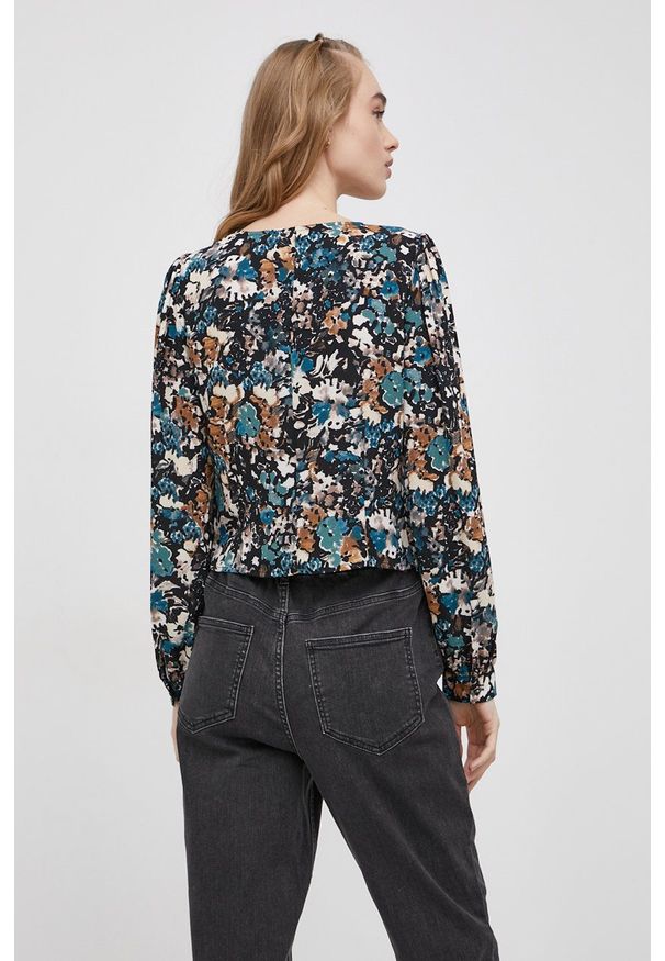 only - Only - Koszula. Okazja: na co dzień. Materiał: tkanina. Długość rękawa: długi rękaw. Długość: długie. Styl: casual