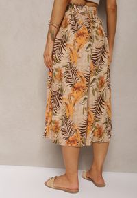 Renee - Beżowe Spodnie High Waist z Szerokimi Nogawkami z Gumką w Talii i Materiałowym Paskiem Berlefia. Stan: podwyższony. Kolor: beżowy. Materiał: materiał. Sezon: lato