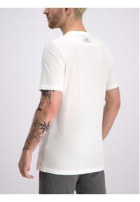Under Armour T-Shirt Ua Team Issue Wordmark 1329582 Biały Regular Fit. Kolor: biały. Materiał: syntetyk, bawełna