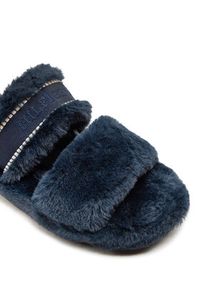 TOMMY HILFIGER - Tommy Hilfiger Kapcie Fur Basics Slipper FW0FW08343 Granatowy. Kolor: niebieski. Materiał: materiał #5