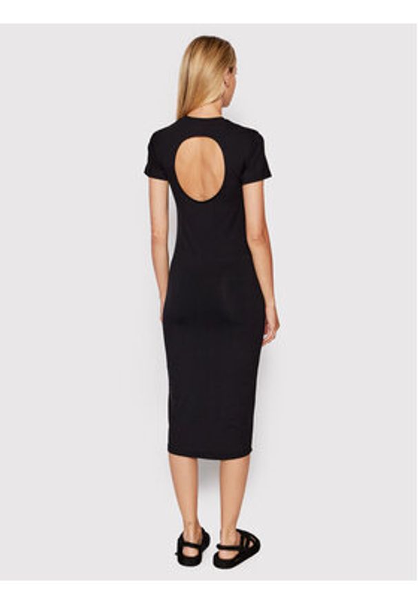 Herskind Sukienka codzienna Haily 4401770 Czarny Slim Fit. Okazja: na co dzień. Kolor: czarny. Materiał: wiskoza. Typ sukienki: proste. Styl: casual