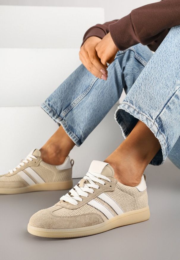 Born2be - Beżowe Skórzane Sneakersy z Geometrycznym Wzorem Nanovia. Okazja: na co dzień. Kolor: beżowy. Materiał: skóra. Wzór: geometria