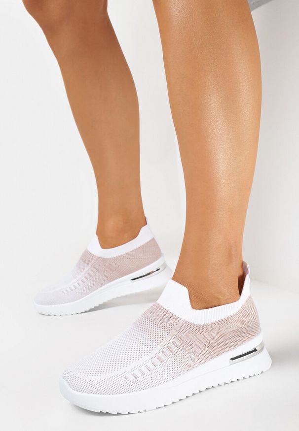Born2be - Biało-Różowe Wsuwane Buty Sportowe z Elastyczną Cholewką z Efektem Ombre Erimla. Zapięcie: bez zapięcia. Kolor: biały. Szerokość cholewki: normalna