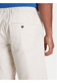 United Colors of Benetton - United Colors Of Benetton Szorty materiałowe 4W3LU9014 Beżowy Regular Fit. Kolor: beżowy. Materiał: bawełna