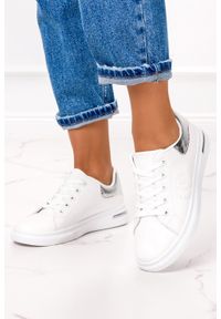Casu - Białe sneakersy na platformie sznurowane casu mb-122. Kolor: srebrny, wielokolorowy, biały. Obcas: na platformie