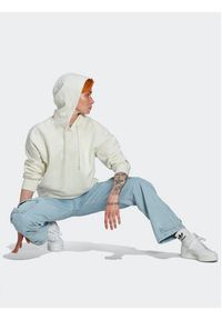 Adidas - adidas Bluza Trefoil Graphic Embroidery HM1636 Beżowy Loose Fit. Kolor: biały. Materiał: bawełna #3