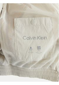 Calvin Klein Jeans Kurtka bomber LV047F506G Beżowy Regular Fit. Kolor: beżowy. Materiał: syntetyk #2