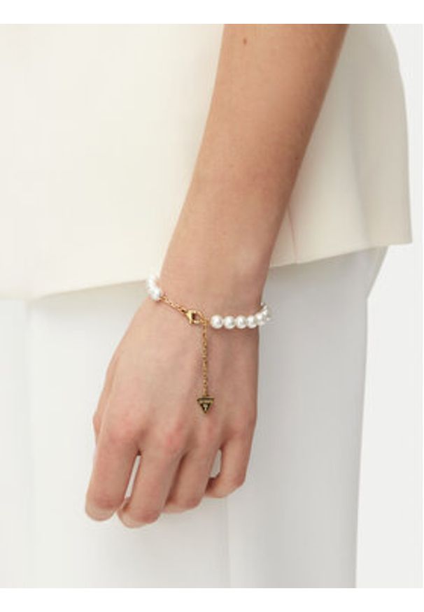 Guess Bransoletka JUBB05 126JW Złoty. Materiał: metalowe. Kolor: złoty