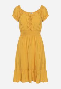 Born2be - Żółta Wiskozowa Sukienka z Gumkami w Pasie Ściągana przy Dekolcie z Falbanką Tiimamla. Okazja: na spacer. Kolor: żółty. Materiał: wiskoza. Długość rękawa: krótki rękaw #4