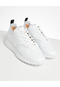 TOD'S - Białe skórzane sneakersy. Nosek buta: okrągły. Kolor: biały. Materiał: skóra #7