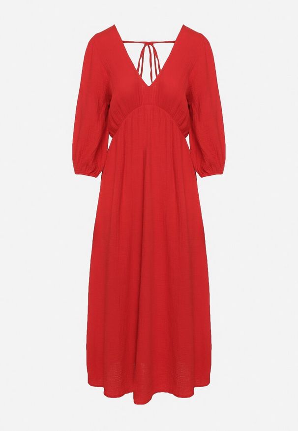 Born2be - Czerwona Rozkloszowana Bawełniana Sukienka Boho z Wiązaniem i Gumką w Talii Lawla. Okazja: na co dzień. Typ kołnierza: dekolt w kształcie V. Kolor: czerwony. Materiał: bawełna. Typ sukienki: rozkloszowane. Styl: boho