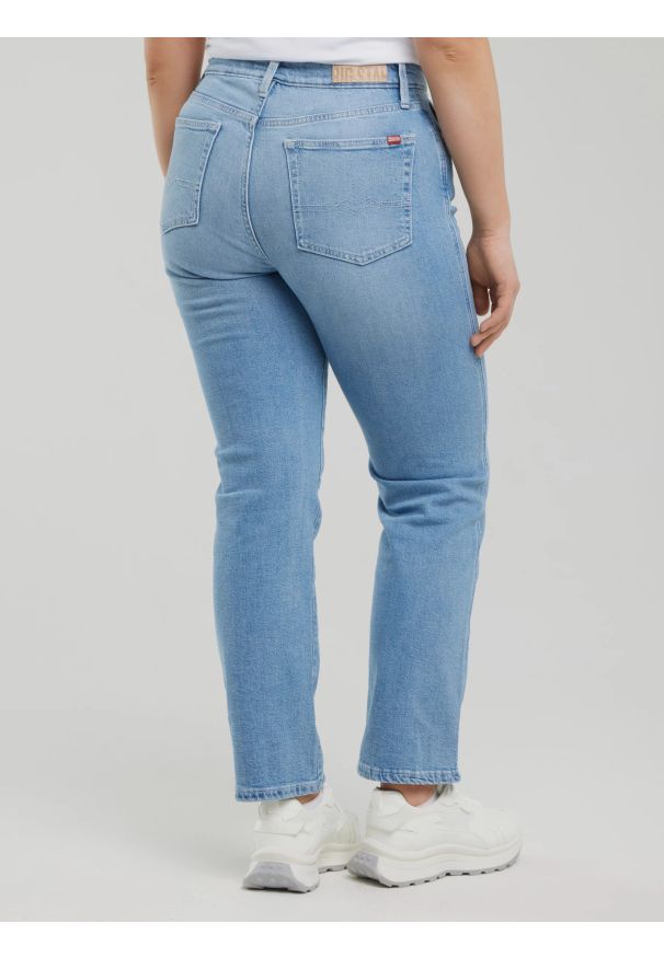 Big-Star - Jeansy damskie z prostą nogawką jasnoniebieskie Myrra 113. Kolor: niebieski. Styl: klasyczny