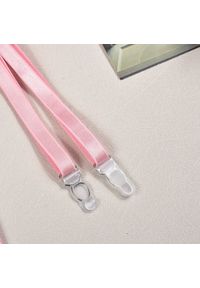 Intica - Komplet bielizny czteroczęściowy z eleganckim biustonoszem i majtkami Catharina. Kolor: różowy. Materiał: materiał. Wzór: aplikacja #5