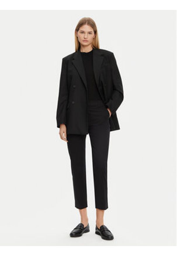 Weekend Max Mara Chinosy Cecco 2515131042 Czarny Slim Fit. Kolor: czarny. Materiał: bawełna