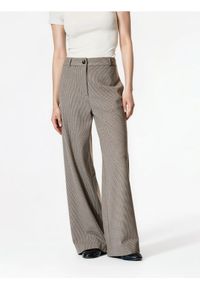 Reserved - Spodnie w kratę - beżowy. Kolor: beżowy. Materiał: wiskoza, tkanina #1