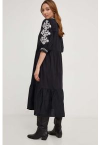 Answear Lab sukienka bawełniana kolor czarny maxi rozkloszowana. Kolor: czarny. Materiał: bawełna. Wzór: haft. Typ sukienki: rozkloszowane. Styl: wakacyjny. Długość: maxi #4