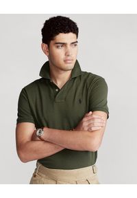 Ralph Lauren - RALPH LAUREN - Koszulka polo Custom Fit. Okazja: na co dzień. Typ kołnierza: polo. Kolor: zielony. Materiał: jeans, bawełna, prążkowany. Długość: długie. Wzór: haft. Styl: klasyczny, casual #1