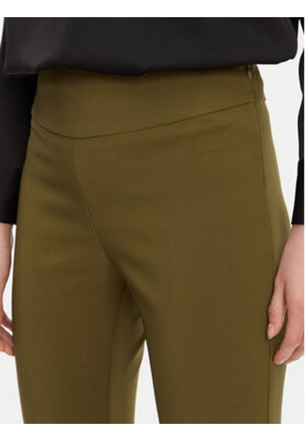 Rinascimento Spodnie materiałowe CFC0122830003 Khaki Regular Fit. Kolor: brązowy. Materiał: syntetyk