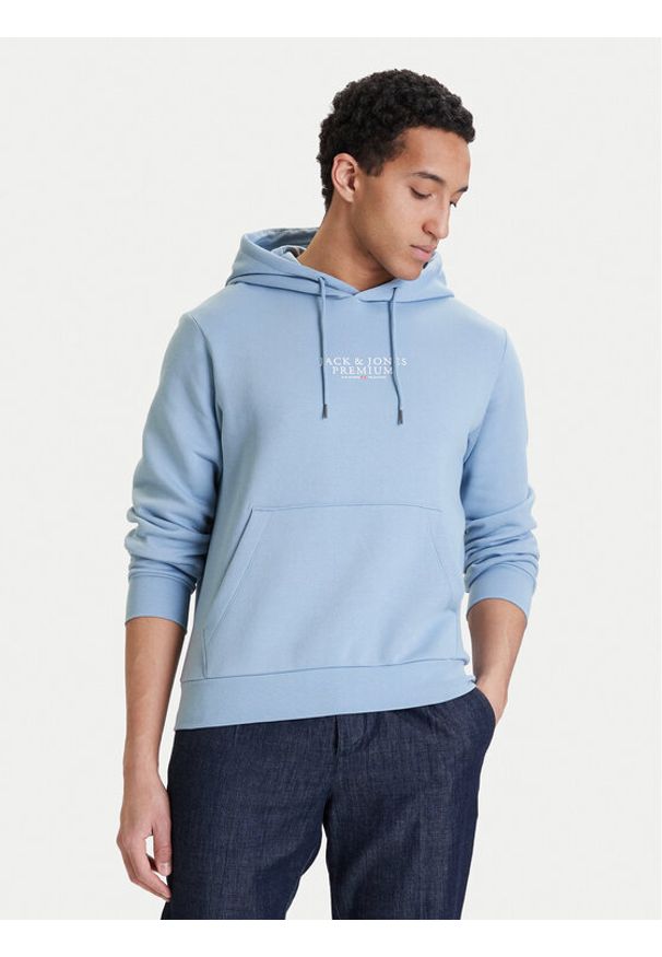 Jack & Jones Bluza Archie 12216335 Niebieski jasny Regular Fit. Kolor: niebieski. Materiał: bawełna