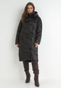 Born2be - Czarna Kurtka Pikowana Płaszcz Heosie. Kolor: czarny. Sezon: zima, jesień #4