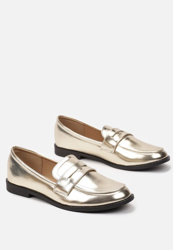 Born2be - Złote Eleganckie Mokasyny z Krótkim Paskiem z Wycięciem Vanamia. Okazja: do pracy. Zapięcie: pasek. Kolor: złoty. Styl: elegancki