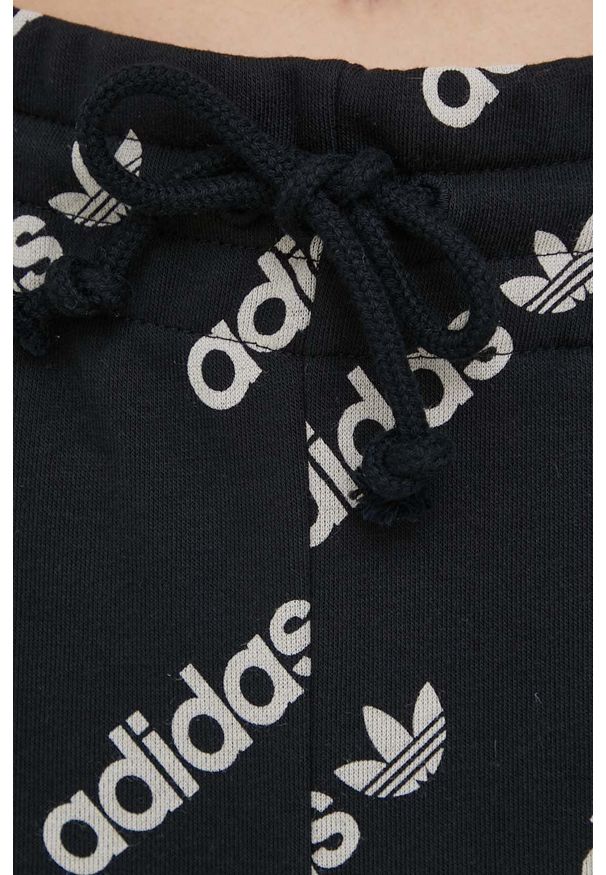 adidas Originals spodnie damskie kolor czarny wzorzyste. Stan: podwyższony. Kolor: czarny. Materiał: materiał, włókno, dzianina