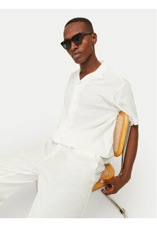 Jack & Jones Koszula Luke 12255781 Biały Relaxed Fit. Kolor: biały. Materiał: bawełna
