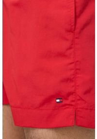 TOMMY HILFIGER - Tommy Hilfiger szorty kąpielowe kolor czerwony. Kolor: czerwony. Materiał: tkanina, poliamid #3