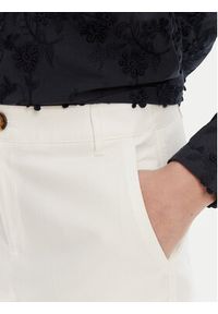 Tatuum Spodnie materiałowe Seremi T2510.145 Écru Regular Fit. Kolor: kremowy. Materiał: bawełna #3