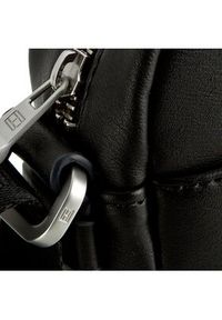 TOMMY HILFIGER - Tommy Hilfiger Saszetka Th City Mini Reporter AM0AM01941 Czarny. Kolor: czarny. Materiał: skóra #4