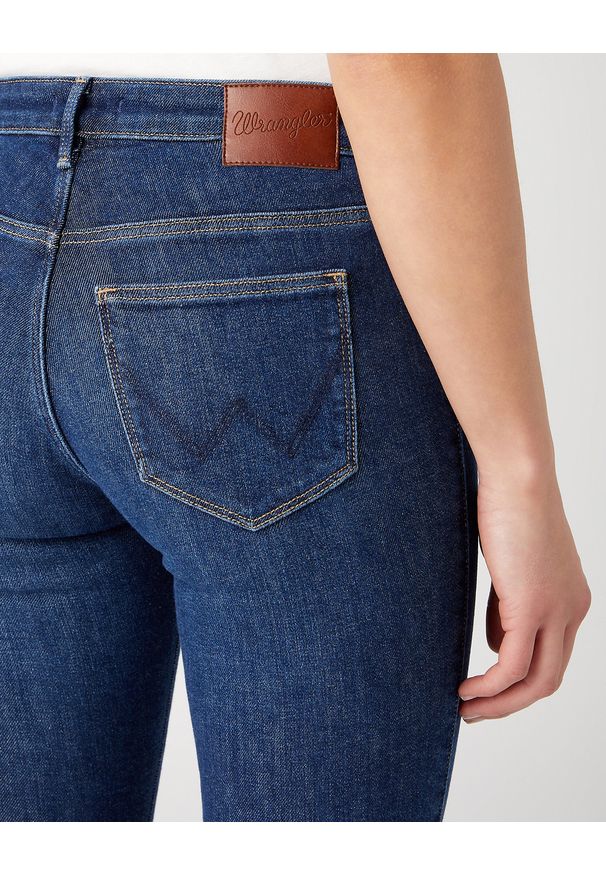 Wrangler - DAMSKIE SPODNIE WRANGLER SKINNY DORA 112342776