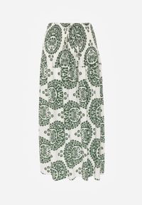 Born2be - Ciemnozielona Rozkloszowana Spódnica z Wiskozy z Wysokim Stanem i Etnicznym Wzorem Ari. Okazja: do pracy, na co dzień, na spacer. Stan: podwyższony. Kolor: zielony. Materiał: wiskoza. Wzór: aplikacja. Sezon: lato. Styl: casual #5