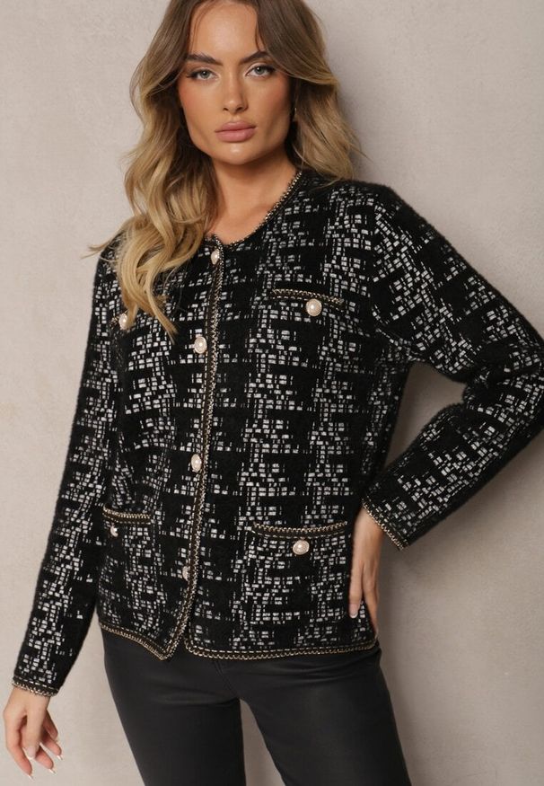 Renee - Czarny Dzianinowy Kardigan z Perłowymi Guzikami i Błyszczącą Nitką Dailira. Okazja: na co dzień. Kolor: czarny. Materiał: dzianina. Styl: casual, elegancki