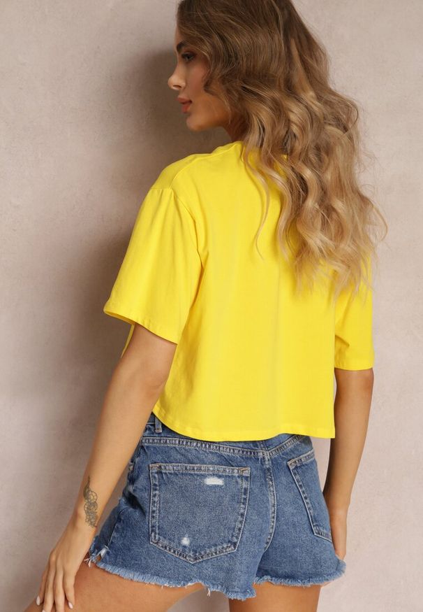 Renee - Żółty T-shirt o Fasonie Cropped Oversize Brighta. Okazja: na co dzień. Kolor: żółty. Styl: casual, elegancki