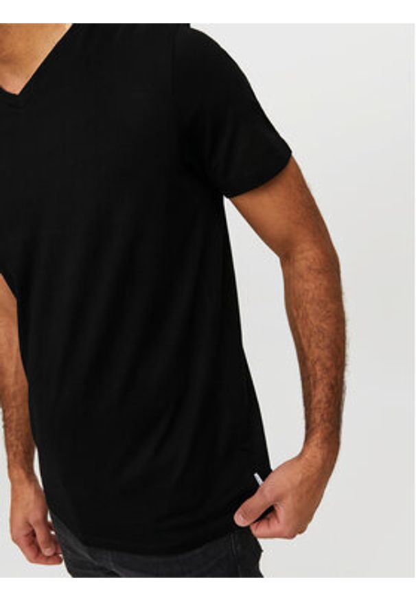 Jack & Jones - Jack&Jones T-Shirt Basic 12156102 Czarny Standard Fit. Kolor: czarny. Materiał: bawełna