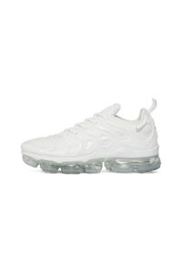 Buty do chodzenia męskie Nike Air Vapormax Plus. Zapięcie: sznurówki. Kolor: wielokolorowy. Materiał: syntetyk, tkanina, materiał. Szerokość cholewki: normalna. Sport: turystyka piesza