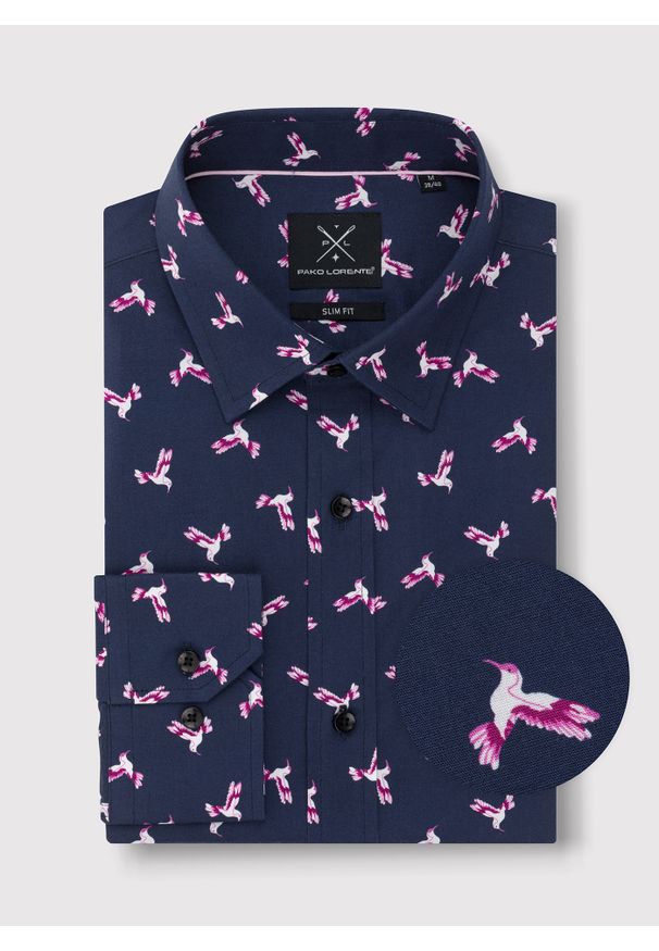 Pako Lorente - PAKO LORENTE – Granatowa koszula w kolibry. Okazja: na co dzień. Kolor: niebieski. Materiał: jeans, elastan, bawełna. Styl: casual