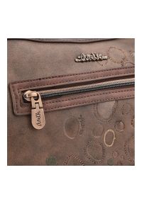 Brązowa Elegancka Torebka Damska Anekke Z Laleczką. Kolor: brązowy. Wzór: aplikacja. Materiał: zdobione. Styl: elegancki. Rodzaj torebki: na ramię #5