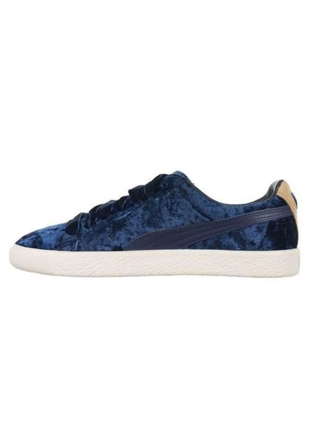 Buty do chodzenia damskie Puma Clyde X Extra Butter Unisex. Zapięcie: sznurówki. Kolor: niebieski. Materiał: materiał, syntetyk. Szerokość cholewki: normalna. Sport: turystyka piesza