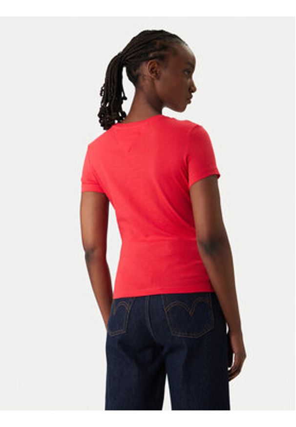 Tommy Jeans T-Shirt DW0DW20459 Czerwony Slim Fit. Kolor: czerwony. Materiał: bawełna