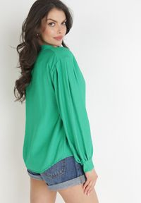 Born2be - Zielona Koszula z Plisowanymi Rękawami Yelia. Kolor: zielony. Styl: elegancki #2