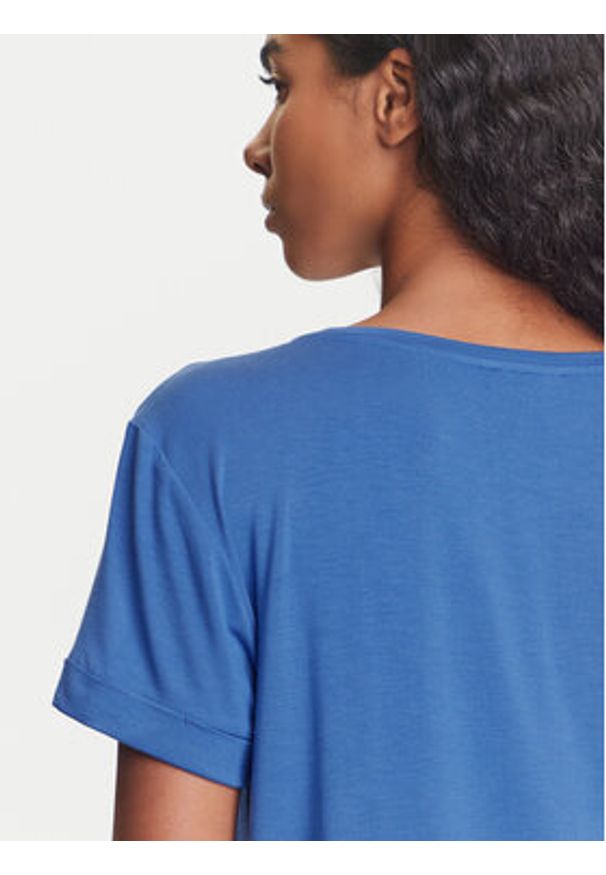 Emporio Armani T-Shirt EW000780 AF12192 UA012 Niebieski Regular Fit. Kolor: niebieski. Materiał: wiskoza