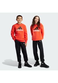 Adidas - Zestaw Essentials Big Logo Fleece Jogger Kids. Okazja: na co dzień. Kolor: czerwony. Materiał: dresówka. Styl: casual