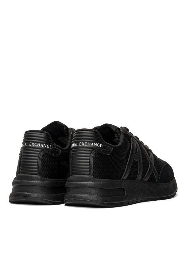 Sneakersy męskie czarne Armani Exchange XUX071 XV527 K001. Kolor: czarny