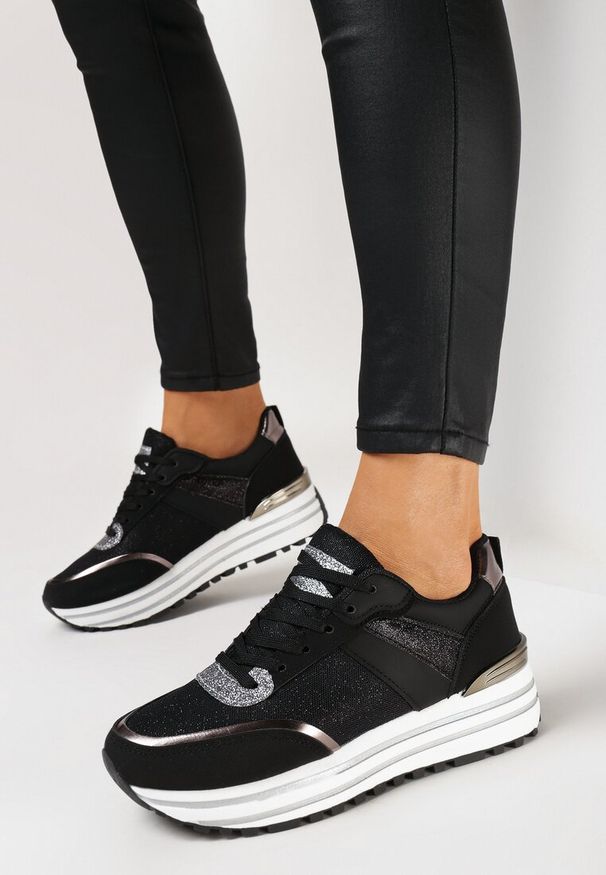 Born2be - Czarne Sneakersy na Grubej Ozdobnej Podeszwie z Brokatem Tarseli. Kolor: czarny