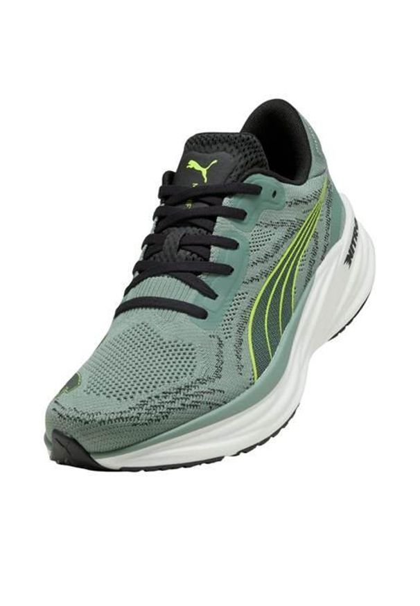 Buty do biegania męskie Puma Magnify Nitro 2. Zapięcie: sznurówki. Kolor: zielony. Materiał: syntetyk, tkanina, materiał. Szerokość cholewki: normalna. Sport: bieganie