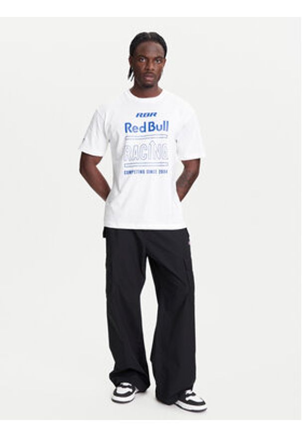 Pepe Jeans T-Shirt Red Bull Racing History RM500020 Biały Regular Fit. Kolor: biały. Materiał: bawełna