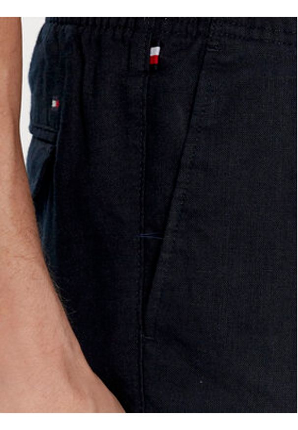 TOMMY HILFIGER - Tommy Hilfiger Szorty materiałowe Harlem MW0MW34498 Granatowy Regular Fit. Kolor: niebieski. Materiał: len
