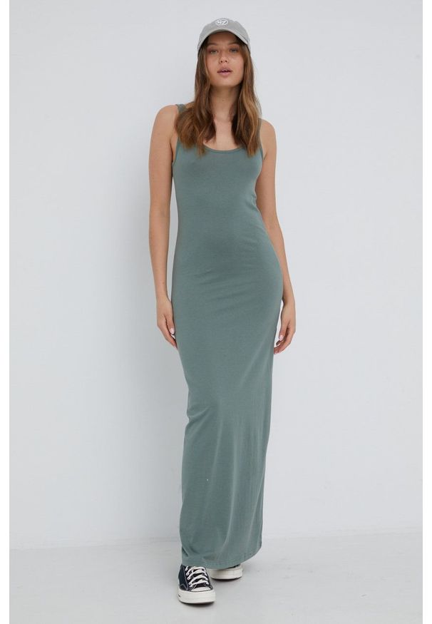 Vero Moda Sukienka kolor zielony maxi prosta. Okazja: na co dzień. Kolor: zielony. Materiał: dzianina. Wzór: gładki. Typ sukienki: proste. Styl: casual. Długość: maxi