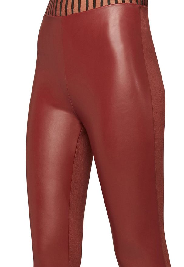 Wolford - Legginsy Jo. Stan: podwyższony. Kolor: czerwony